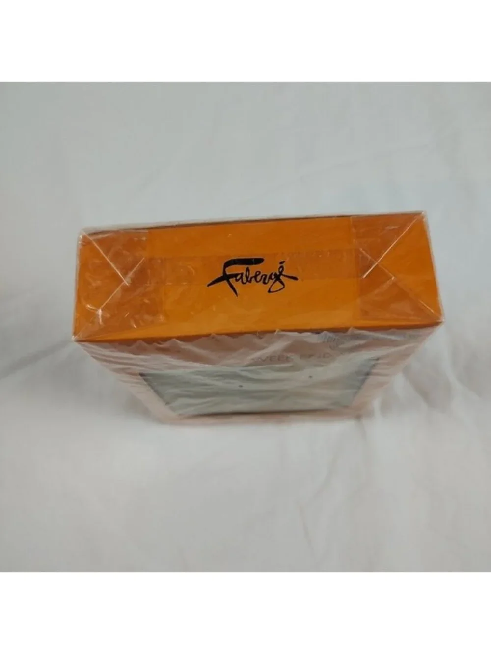 Faberge Tigress Week-End Spray Set 1.7oz Cologne 4oz Bath Powder Shaker
